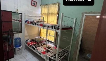 Kos-Depan-Polda-The-Hok-Kipas-Wifi-Gratis-Kasur-Lemari-Cowok-Tinggal-Bawa-Badan3