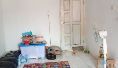 Rumah-Oper-Kredit-di-Desa-Pematang-Gajah-Air-Sumur-Bor-Keramik-atau-Dikotrakkan1-1